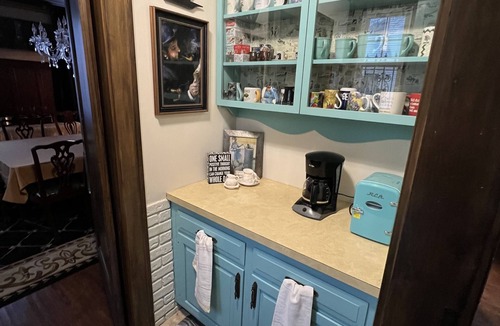 Davenport House | Historic charm - Modern comfort! Charming home & neighborhood w large backyard