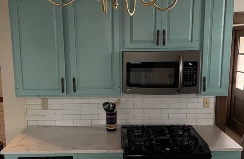 Davenport House | Historic charm - Modern comfort! Charming home & neighborhood w large backyard
