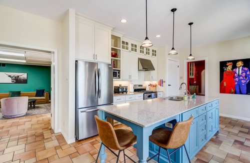 Oak Park - Northwood House | Historic charmer with a pool, gardens, gym, & game room- dogs ok