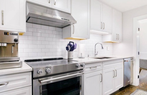 Old Town Alexandria Condo | Historic, Charming Home in Old Town