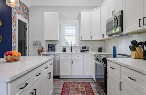 Clayton House | Historic Clayton, Amenity Rich!
