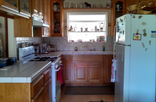Lotus House | Historic Coloma Gold Site! Raft the American River, visit Gold Country Wineries