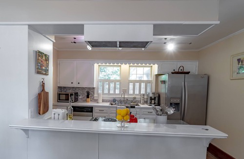 Aiken Cottage | Historic Cottage - At Hopelands Gardens close to Hitchcock Woods (Remodeled)