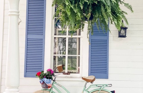 Round Rock Original Plat Cottage | Historic Cottage in Downtown Round Rock
