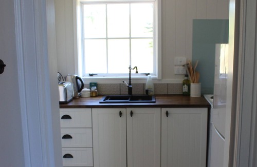 Maungatautari Cabin | Historic Country Cottage