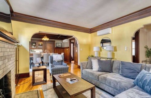 Kerns House | Historic Craftsman | 5BR/2BA | Foodie Row
