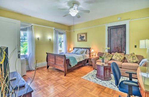 Crescent City Apartment | Historic Crescent City Studio - Lakefront w/Dock!