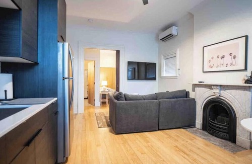 Corn Hill Apartment | Historic Cute Cornhill King Perfect for Long stays
