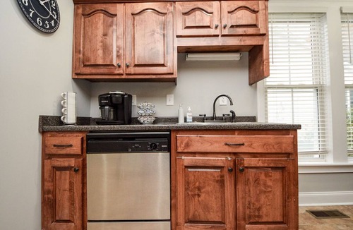 Cleveland House | Historic District - Lee University