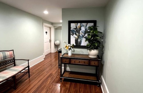 Laurelhurst Apartment | Historic Dougan Suites, Two Bedroom