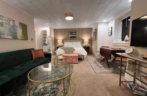 Laurelhurst Apartment | Historic Dougan Suites, Two Bedroom