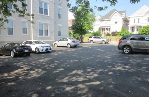 Old Southwest Condo | Historic Downtown 2 BR/2BA Executive Suite with Parking