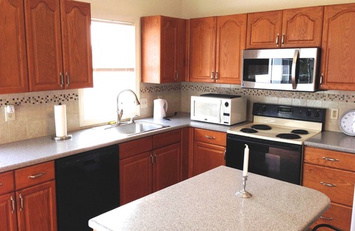 Bristol Apartment | Historic Downtown Bristol Apartment