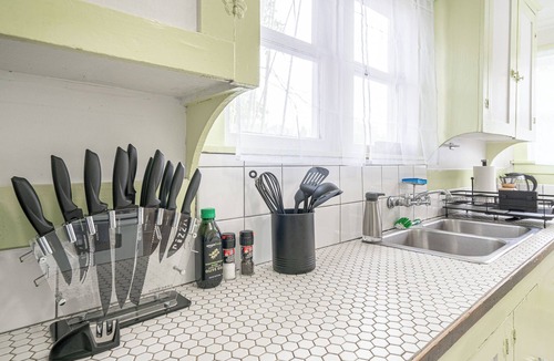 Market District House | Historic Downtown Gem with Heat Pump, WiFi!