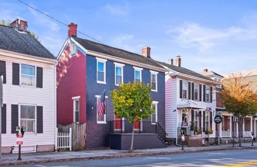 Gettysburg House | Historic Downtown Gettysburg Entire Home with Free Parking