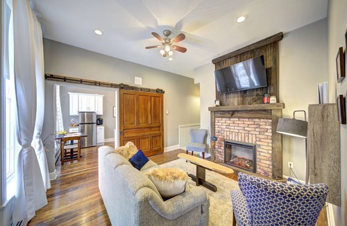 White Mills Apartment | Historic Downtown Hawley Loft