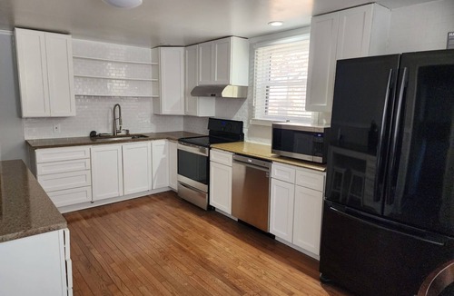 Lafayette House | Historic downtown home