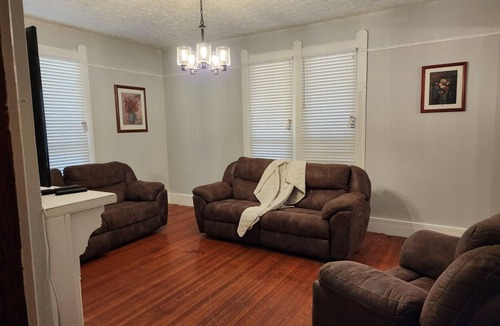 Lafayette House | Historic downtown home