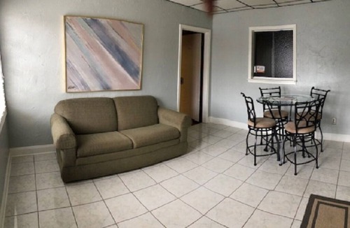 Houma Cottage | Historic Downtown Houma Great location.