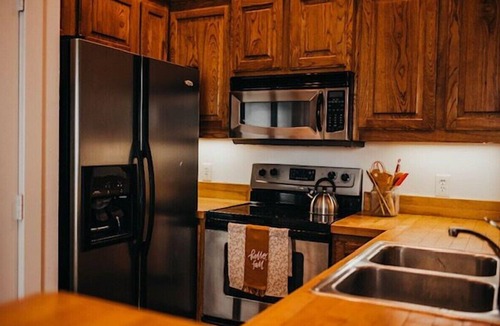 Waxahachie Apartment | Historic Downtown Loft