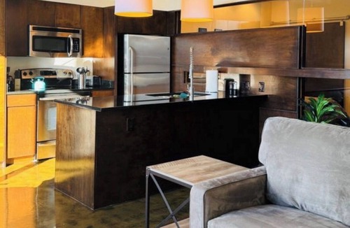 Roanoke Condo | Historic Downtown Loft -Walkable - Modern Comfort