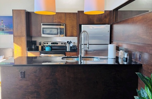 Roanoke Condo | Historic Downtown Loft -Walkable - Modern Comfort