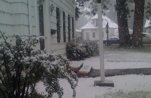 Baker City House | Historic Downtown Mansion has it all!