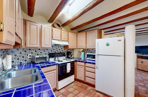 Historic Eastside Condo | Historic Eastside Adobe Casita w/Garden Patio - 2 Blocks to Downtown