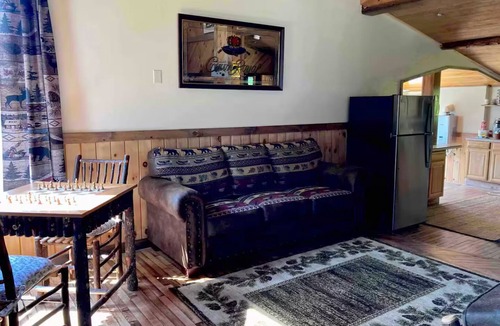 Port Kent Cottage | Historic Edgehill Cottage