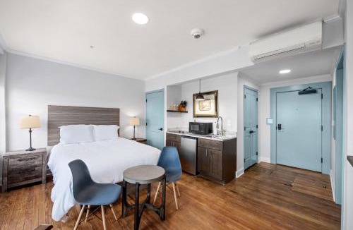 Conway House | Historic Elegance Loft in Downtown Conway