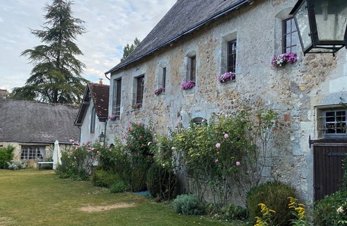 Pont-de-Ruan House | Historic Estate in the Loire Valley .Private Domain, Heated Pool (Sleeps 28–30)