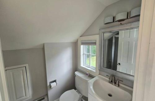 Suffield Apartment | Historic Estate Studio Loft