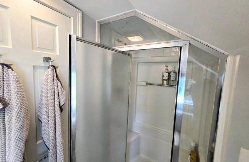 Suffield Apartment | Historic Estate Studio Loft