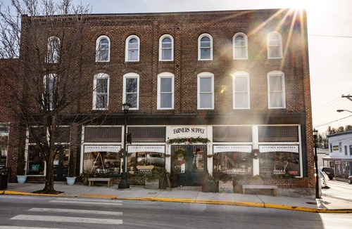 Floyd Apartment | Historic Farmer's Supply Downtown 2bd/1.5bth #203