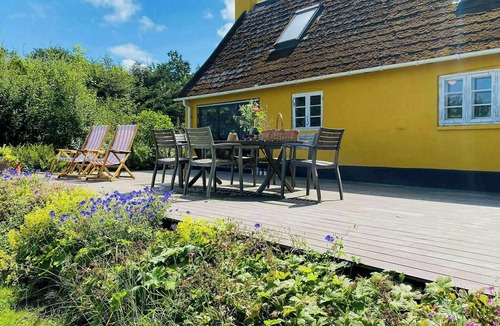 Faarevejle House | Historic farmhouse with sea views over Sejerø Bay