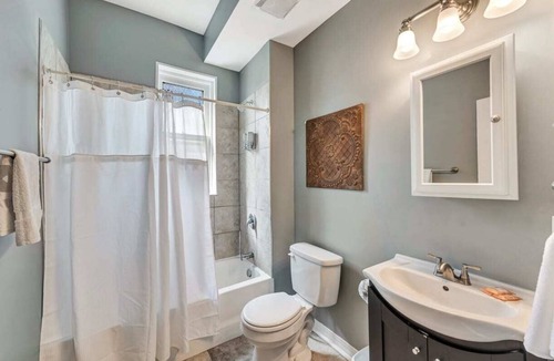 Downtown St. Louis Hotel | Historic First Floor Unit STL 1W
