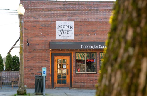 Snohomish Apartment | Historic First Street ~ River View Deck ~ Workspace