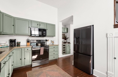 East End House | Historic Five Points Cottage | Walkable, King Bed, Pet-Friendly