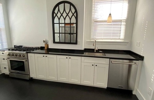 Covington Apartment | Historic Flat - 2 minutes from Cincinnati