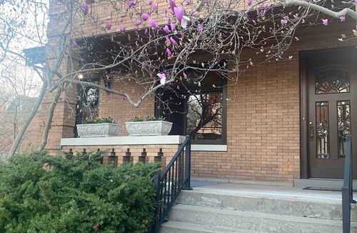 Covington Apartment | Historic Flat - 2 minutes from Cincinnati