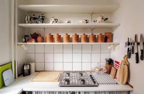 Christianshavn Apartment | Historic flat by the canal in Christianshavn