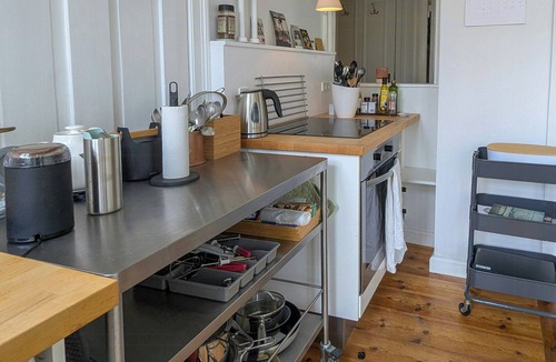 Christianshavn Apartment | Historic flat with garden and French balcony