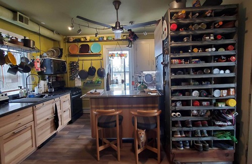 Frederick House | Historic Frederick Garden Retreat Walk to Downtown, Breweries & Carroll Creek
