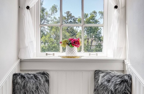 Capitol Hill House | Historic French Consulate Mansion 5BR Sleeps 10+