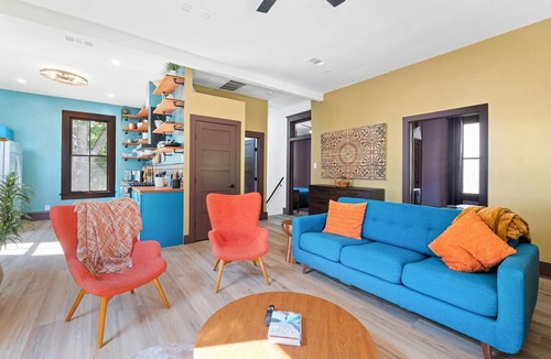 West End House | Historic French Manor @ Capitol with Free parking ❤️ Mints to Downtown
