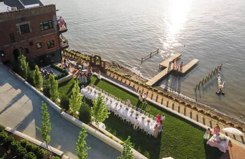 Glenview House | Historic Gaffney House, Exclusive River Estate