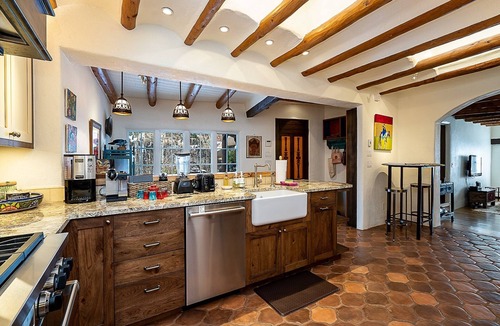 Northeast Santa Fe House | Historic Garden Retreat | Hot Tub, Walk to Plaza