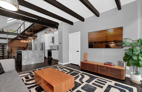 German Village House | Historic German Village Charmer with Speakeasy and Arcade Machine!
