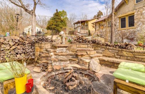 Hardy House | Historic 'Hardy House' on Main Street w/Fire Pit!