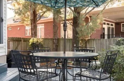 Bonnycastle House | Historic Highlands Home in Cherokee Park with or without optional Guest Suite